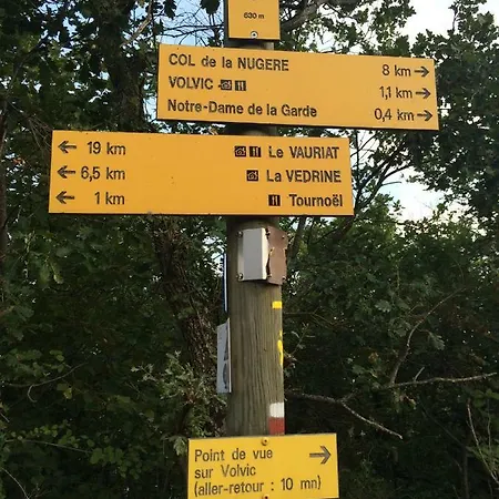 Le Les Chataignes Semesterbostad