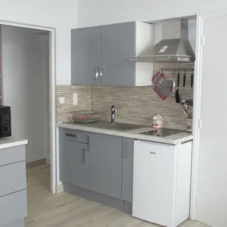 Holiday home Le Les Chataignes