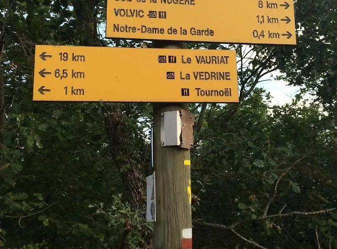 Le Les Chataignes Ferienhaus